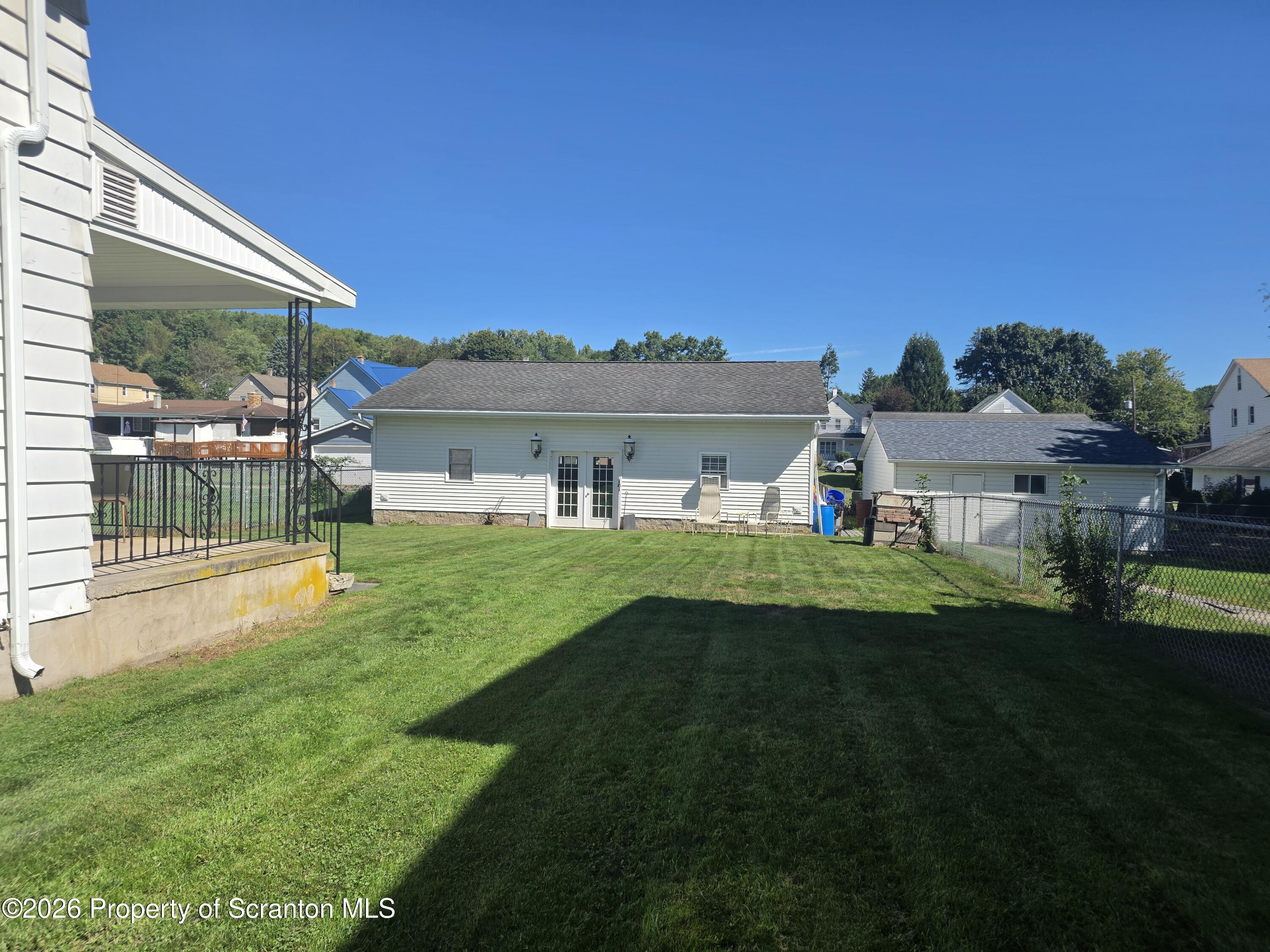 220 Reese Street Scranton, PA 18508 - Photo 4 of 52 20260918_114143