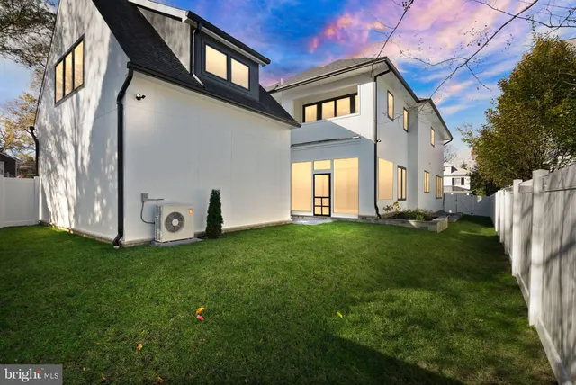 $3,900,000 | 3108 6th Street North, Arlington, VA 22201