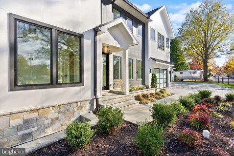 $3,900,000 | 3108 6th Street North, Arlington, VA 22201