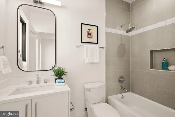 $3,900,000 | 3108 6th Street North, Arlington, VA 22201