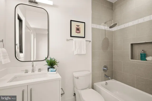 $3,900,000 | 3108 6th Street North, Arlington, VA 22201