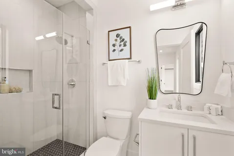 $3,900,000 | 3108 6th Street North, Arlington, VA 22201