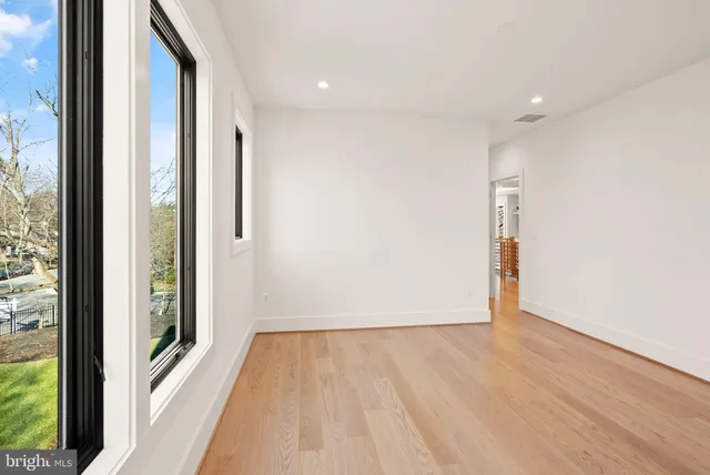 $3,900,000 | 3108 6th Street North, Arlington, VA 22201