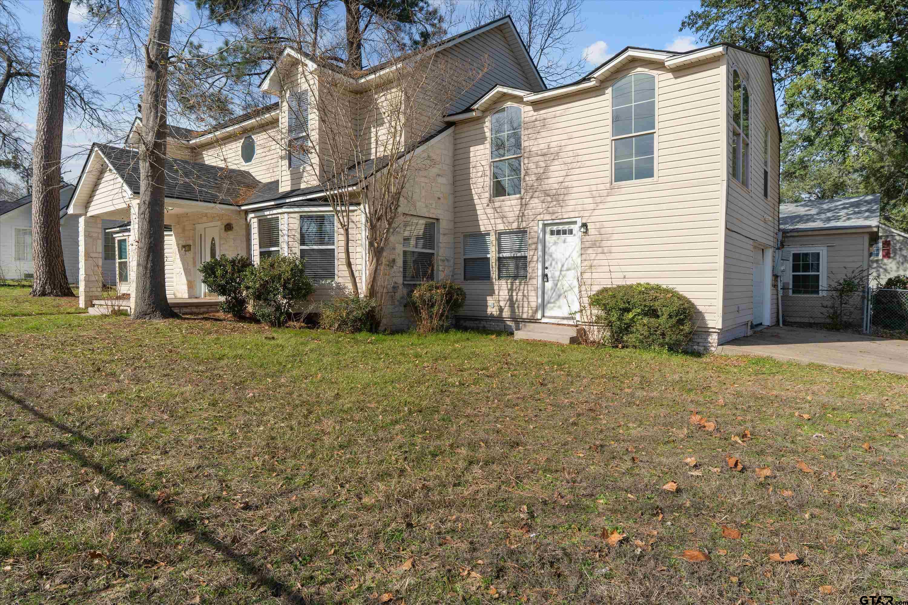 627 West 2nd Street Tyler, TX 75701 - Photo 3 of 24