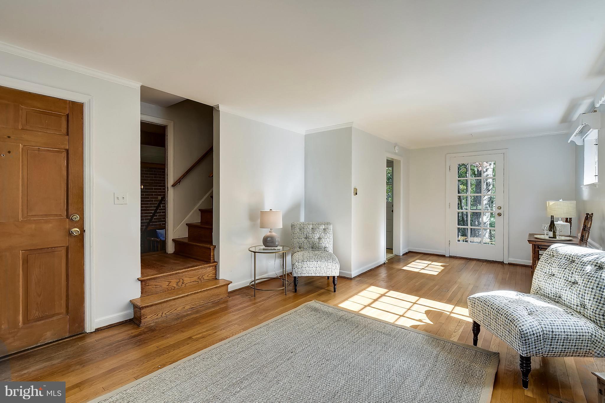 3305 Cameron Mills Road Alexandria, VA 22302 - Photo 5 of 30 LR provides access to stairway and family room