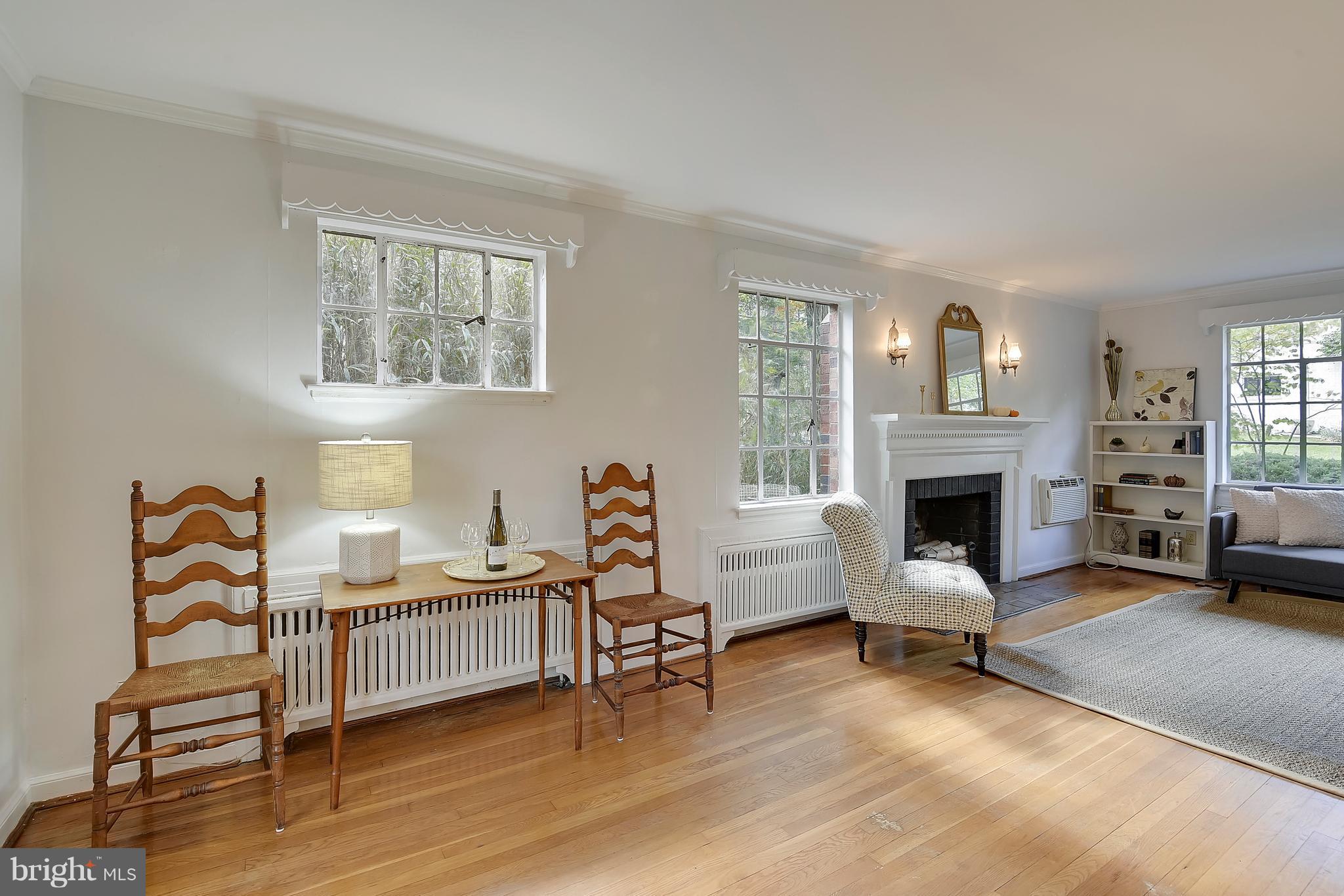 3305 Cameron Mills Road Alexandria, VA 22302 - Photo 8 of 30 Open living and dining room