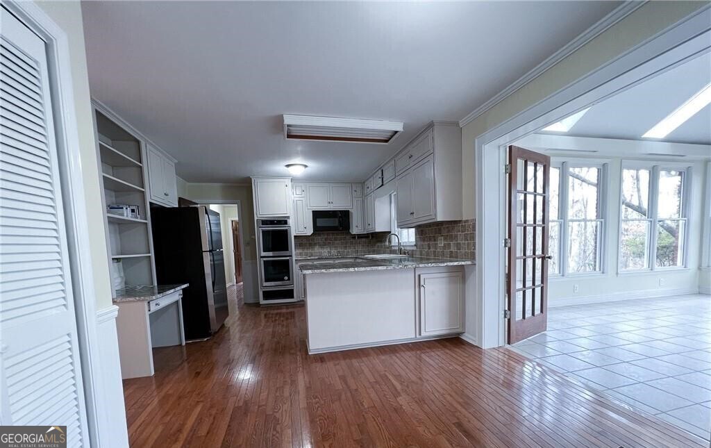 Gallery Image 7