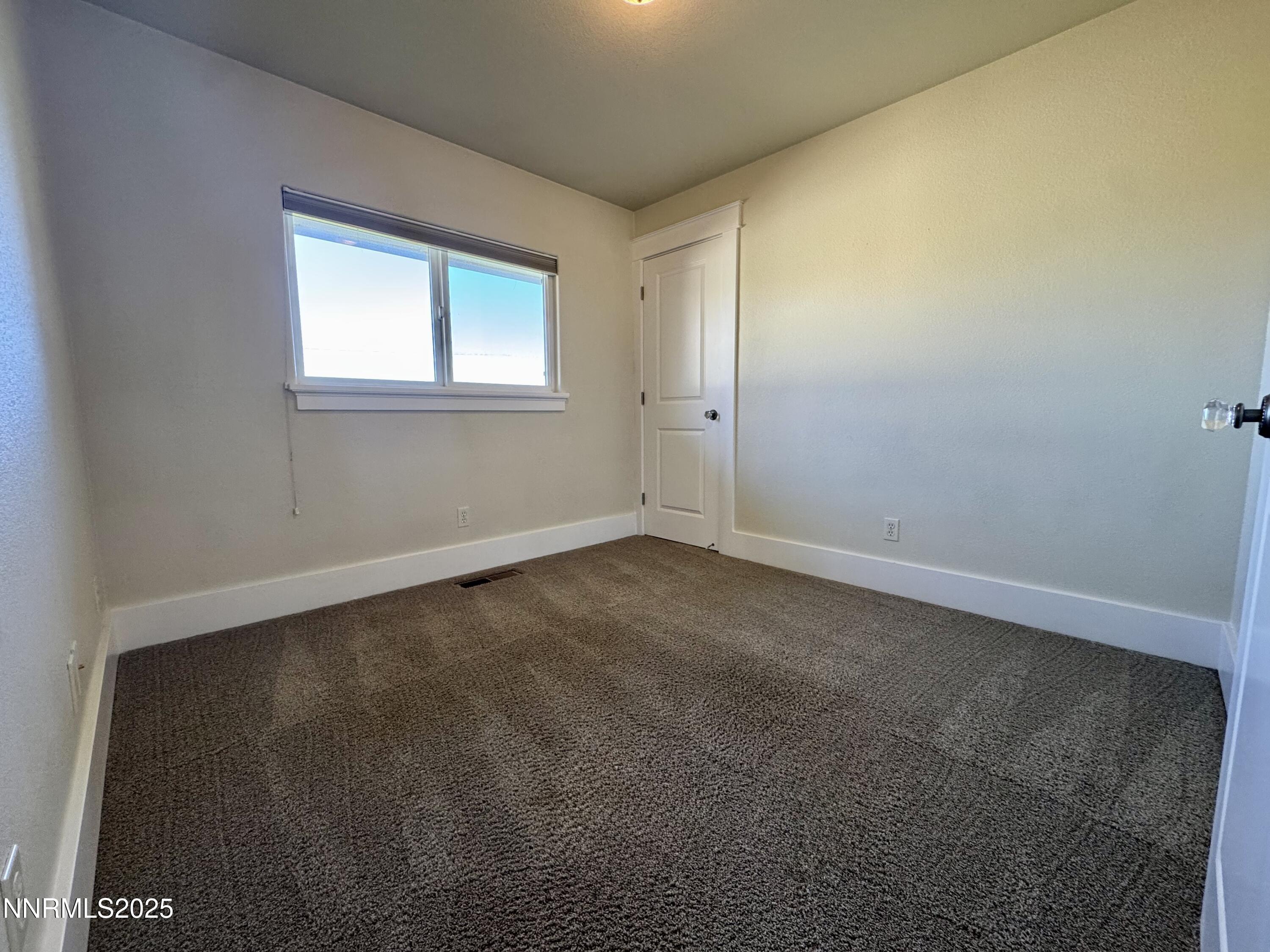 911 Waterloo Lane Gardnerville, NV 89460 - Photo 14 of 49 14