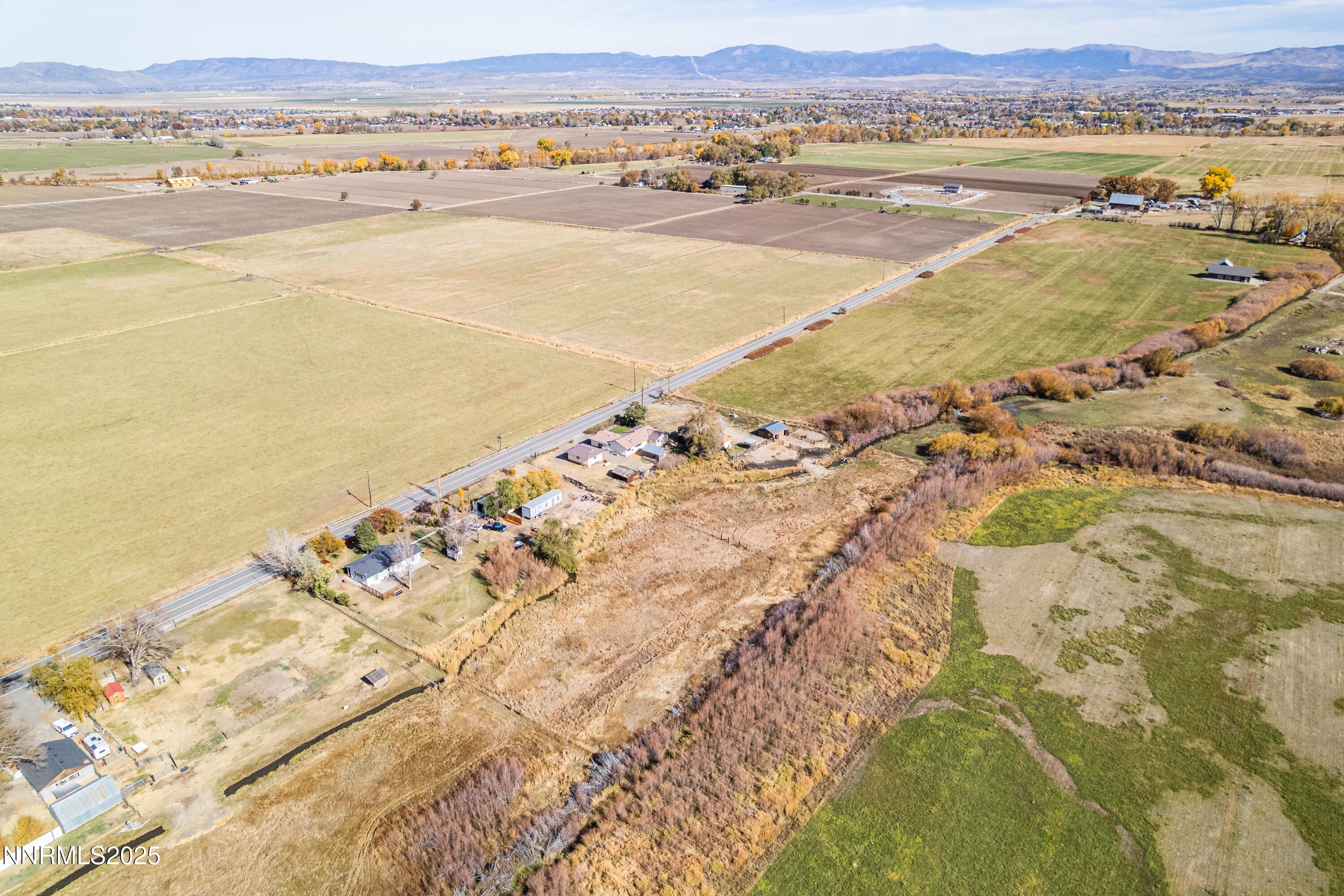 911 Waterloo Lane Gardnerville, NV 89460 - Photo 47 of 49 47