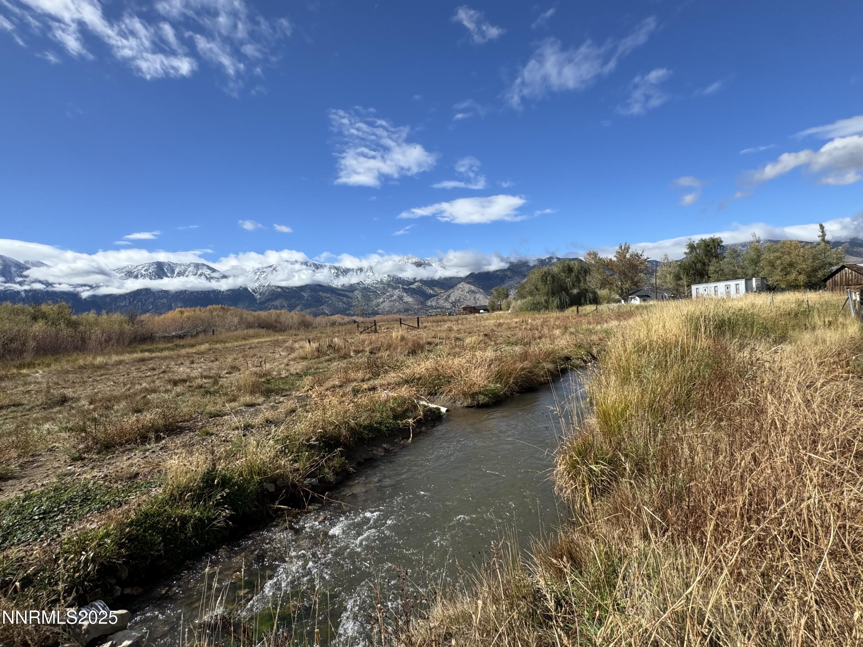911 Waterloo Lane Gardnerville, NV 89460 - Photo 5 of 49 5