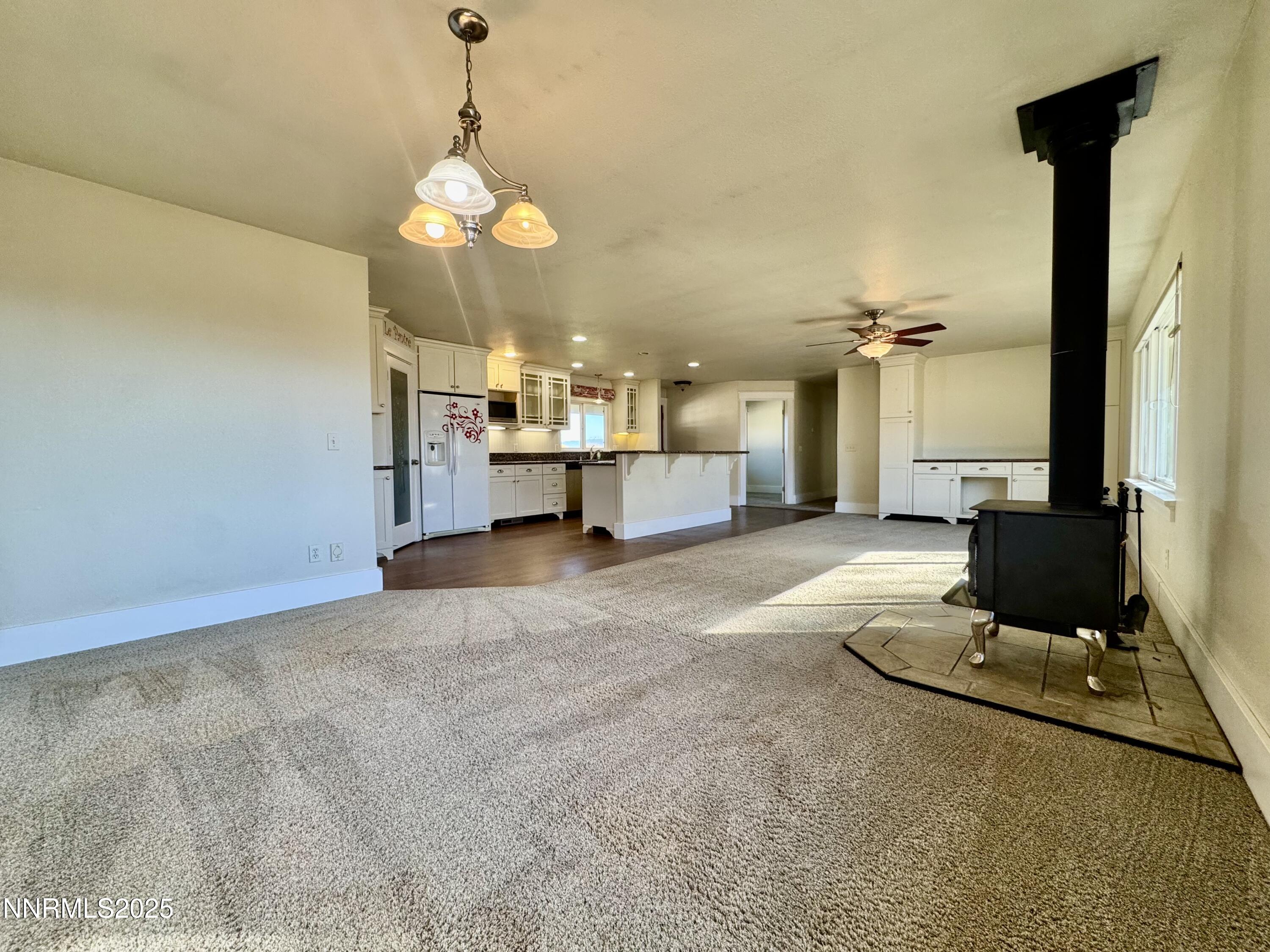911 Waterloo Lane Gardnerville, NV 89460 - Photo 10 of 49 10