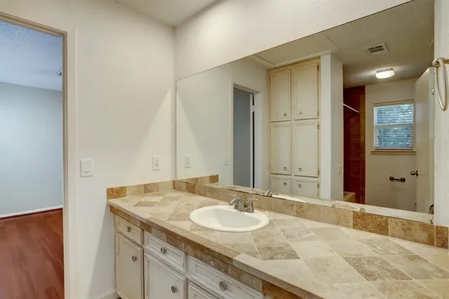 $2,000 | 11126 Twain Drive, Montgomery, TX 77356