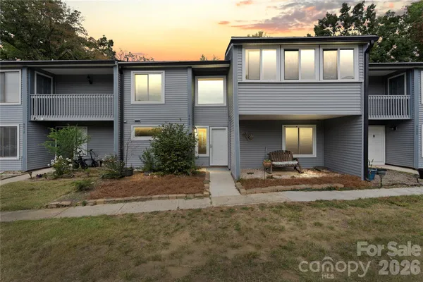 $310,000 | 6610 Point Comfort Lane, Charlotte, NC 28226