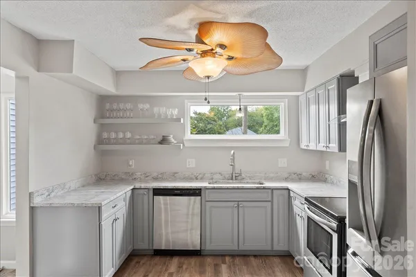 $319,000 | 6610 Point Comfort Lane, Charlotte, NC 28226