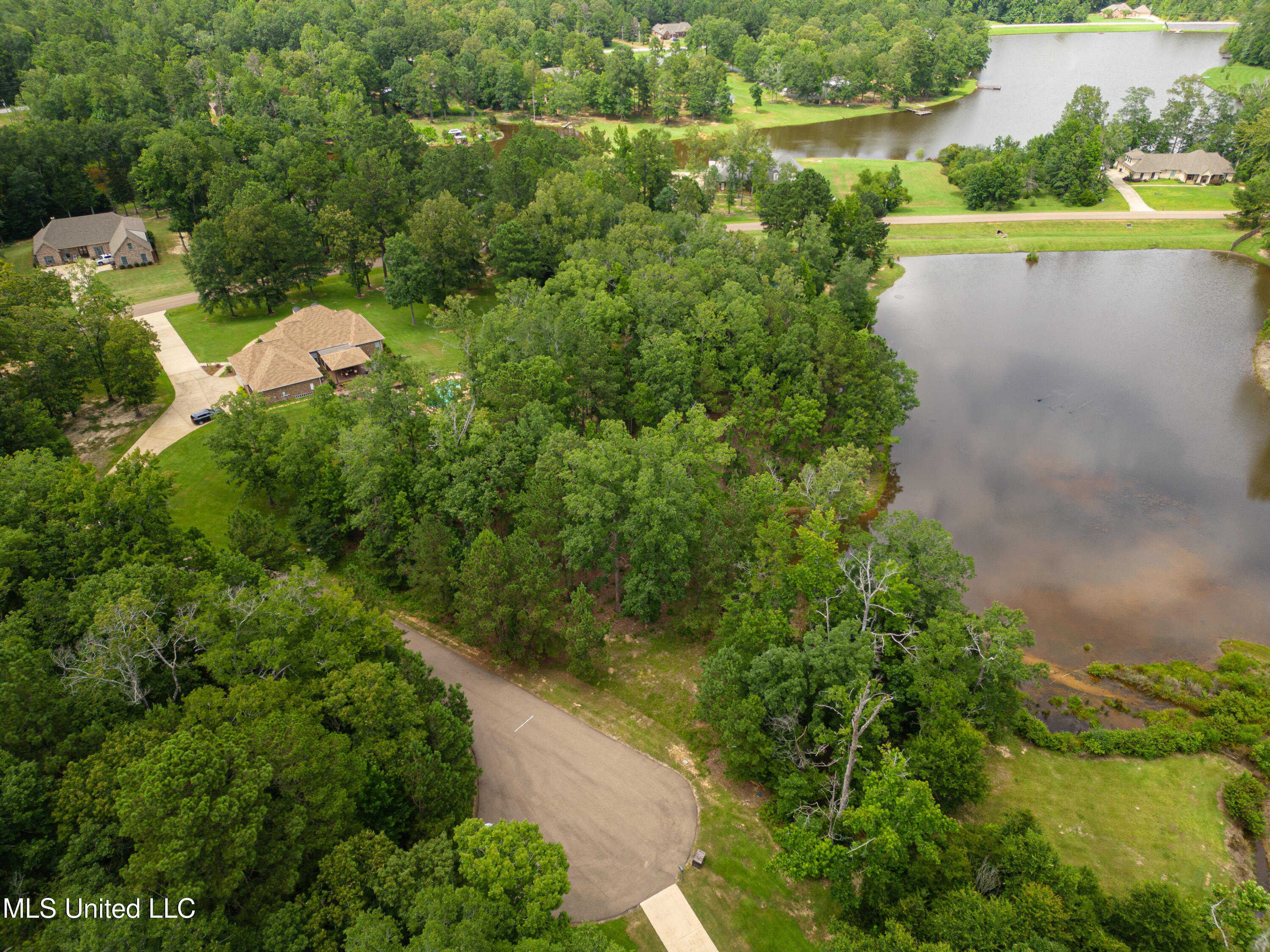 Danielle Cove Brandon, MS 39042 - Photo 25 of 28 Rankin 2.11 Lot