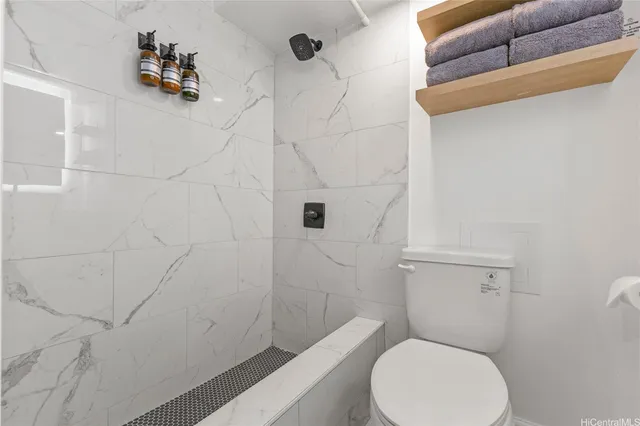 $419,000 | 445 Seaside Avenue, Unit 2415, Honolulu, HI 96815