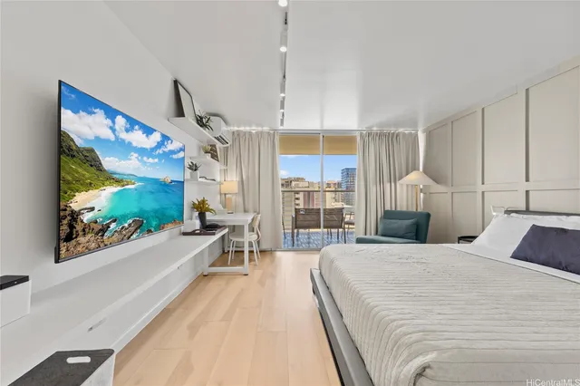 $419,000 | 445 Seaside Avenue, Unit 2415, Honolulu, HI 96815