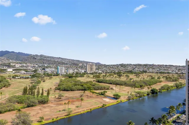 $419,000 | 445 Seaside Avenue, Unit 2415, Honolulu, HI 96815