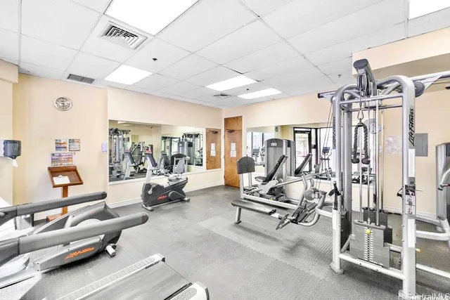 $419,000 | 445 Seaside Avenue, Unit 2415, Honolulu, HI 96815