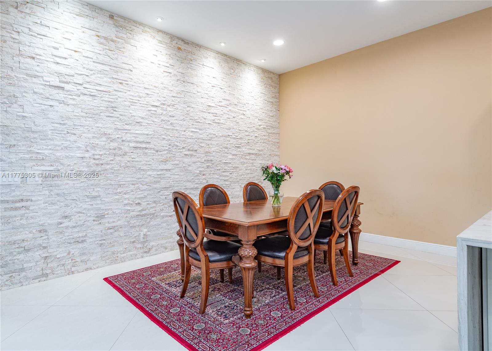 23274 Alora Drive Boca Raton, FL 33433 - Photo 11 of 44 Gallery Image 11