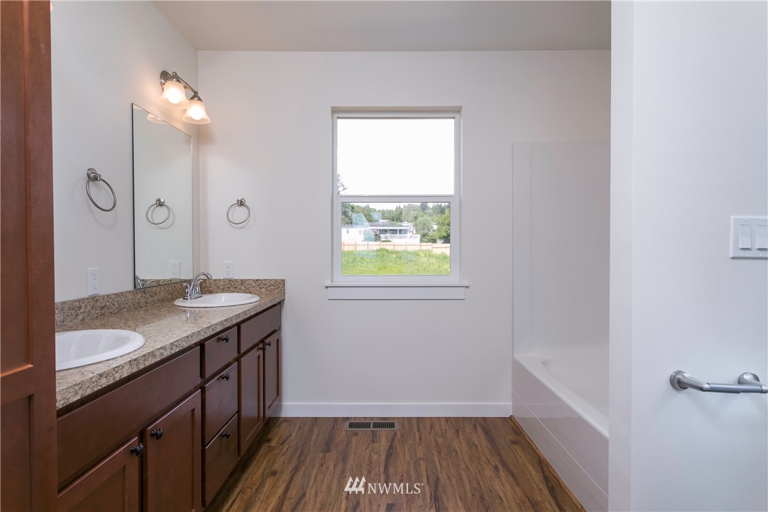 8416 Treevue Road Blaine, WA 98230 - Photo 15 of 22 Gallery Image 15