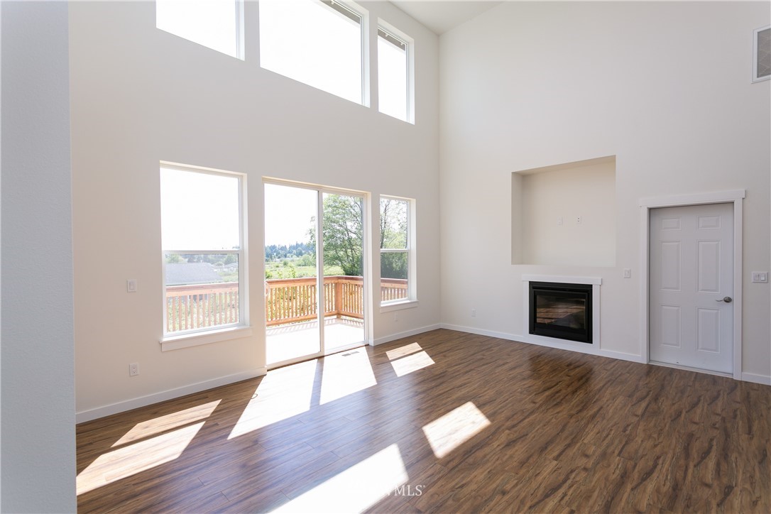 8416 Treevue Road Blaine, WA 98230 - Photo 4 of 22 Gallery Image 4