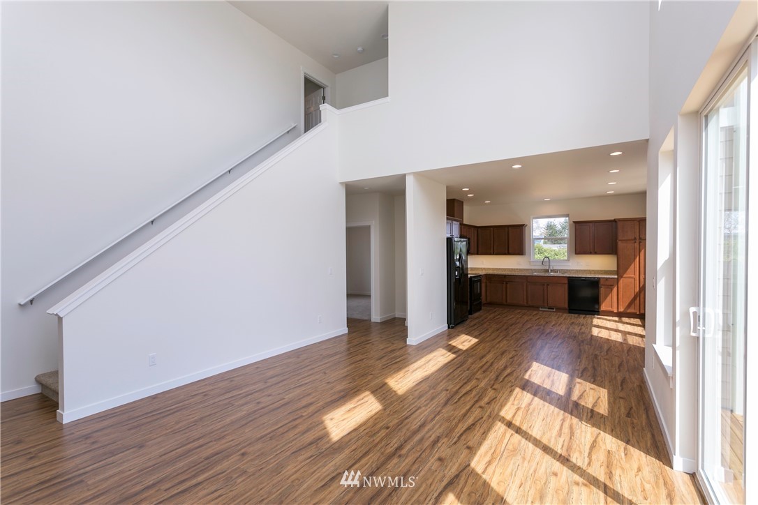 8416 Treevue Road Blaine, WA 98230 - Photo 6 of 22 Gallery Image 6