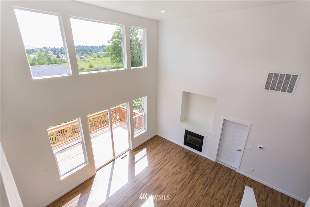 8416 Treevue Road Blaine, WA 98230 - Photo 7 of 22 Gallery Image 7