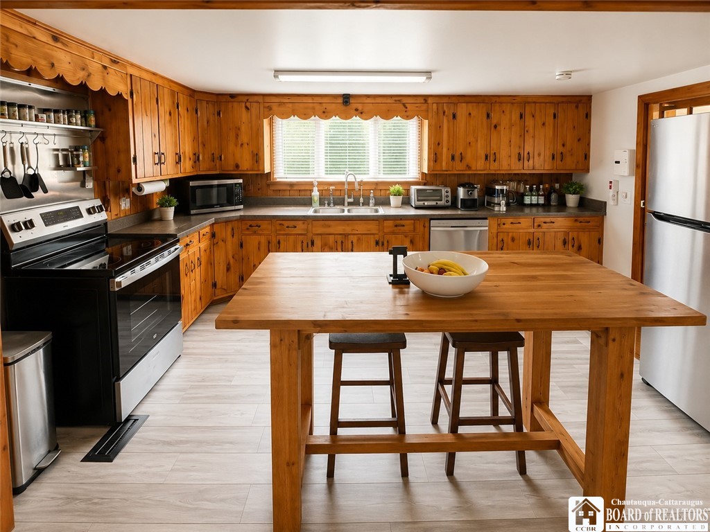 5479 East Lake Road Chautauqua, NY 14728 - Photo 13 of 32