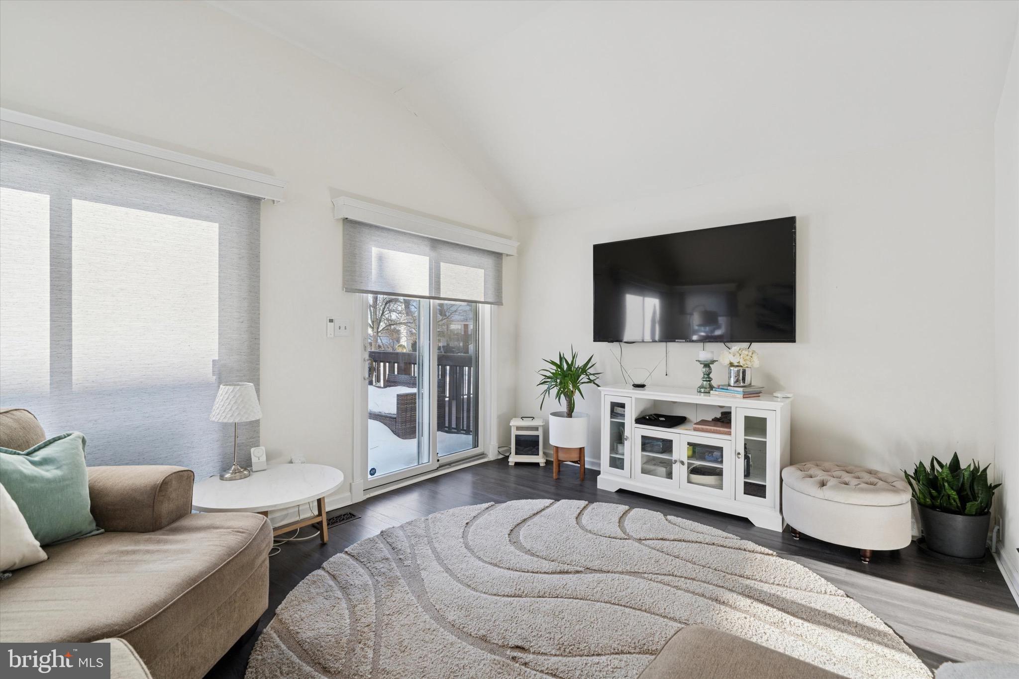 938 Craftsman Road Norristown, PA 19403 - Photo 8 of 15