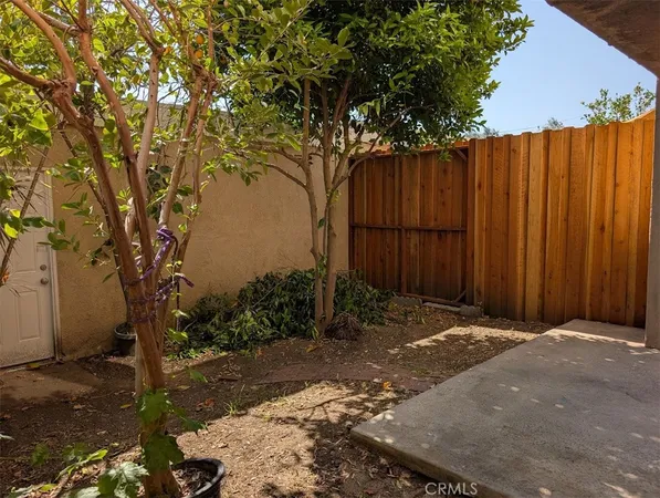 $3,295 | 14344 Foothill Boulevard, Unit 1004, Sylmar, CA 91342