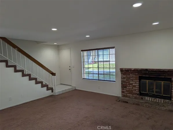 $3,295 | 14344 Foothill Boulevard, Unit 1004, Sylmar, CA 91342