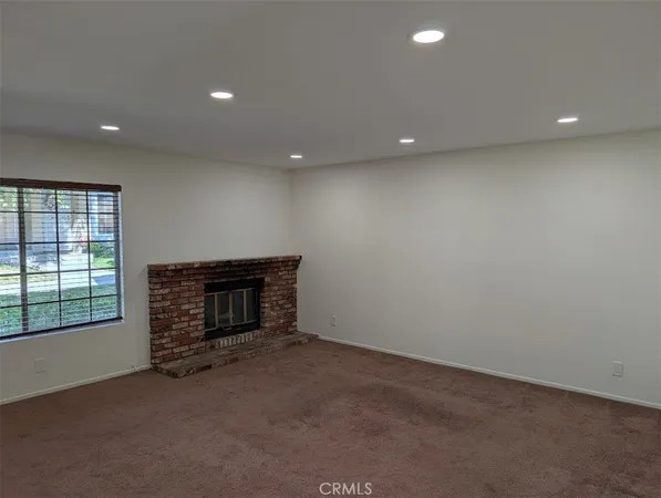 $3,295 | 14344 Foothill Boulevard, Unit 1004, Sylmar, CA 91342