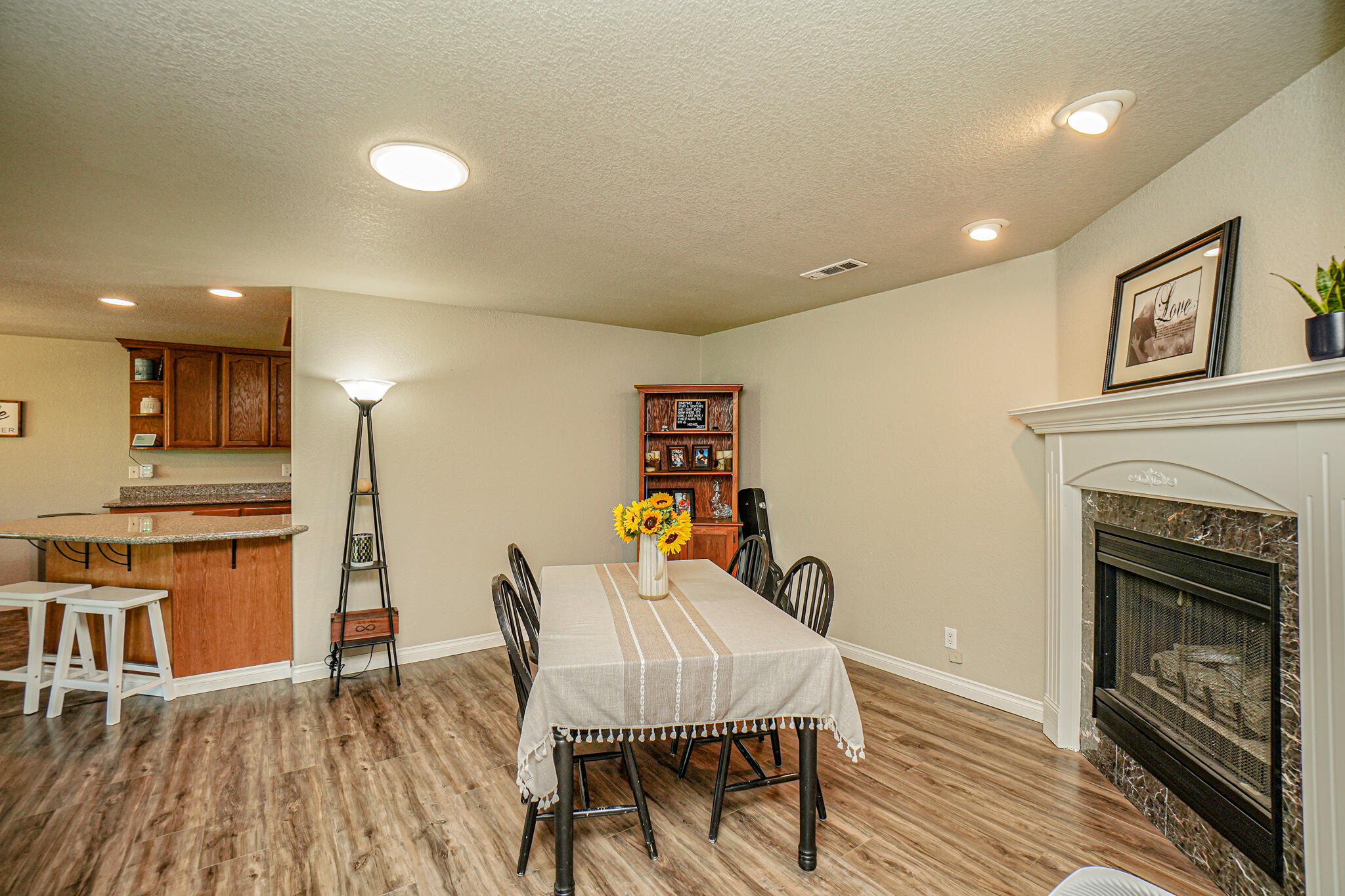 930 Amanda Way Central Point, OR 97502 - Photo 15 of 28 18