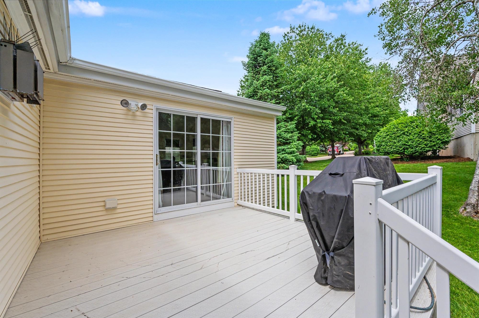 4 Hampton Meadows Hampton, NH 03842 - Photo 29 of 60