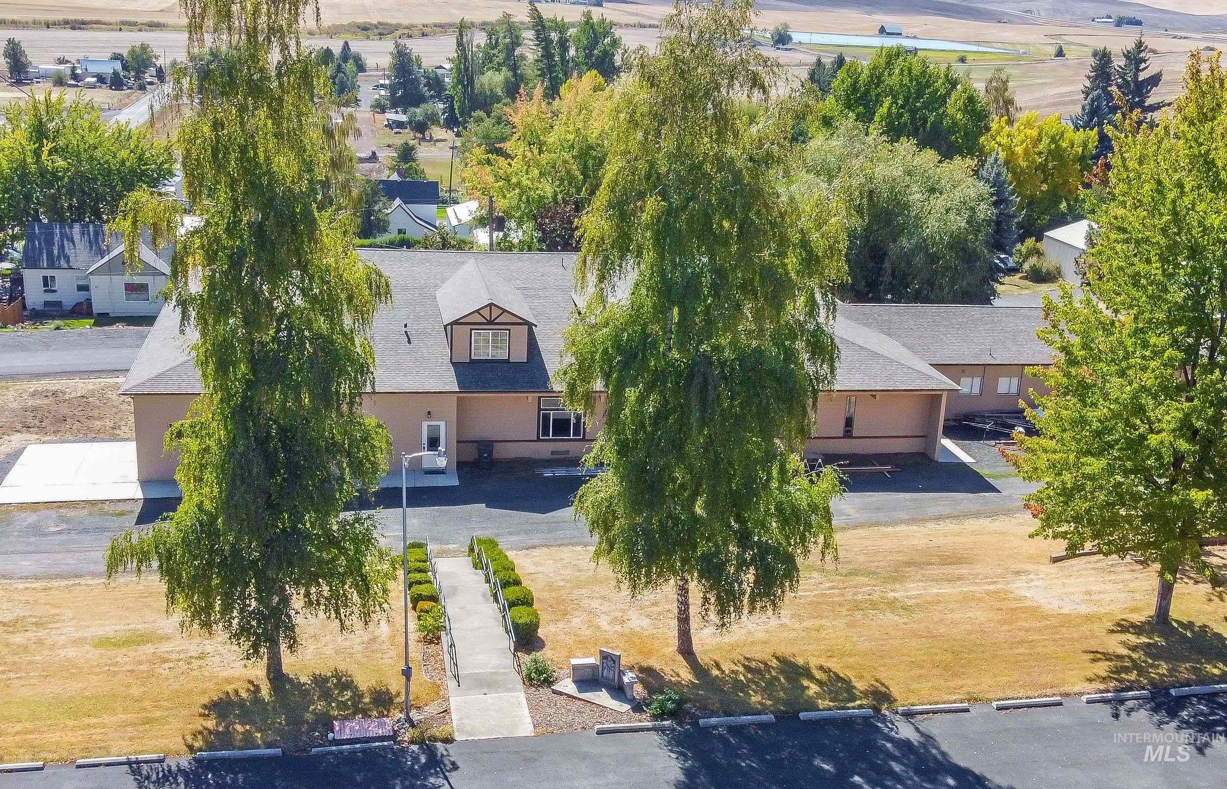 732 West Walnut Avenue Genesee, ID 83832 - Photo 1 of 1