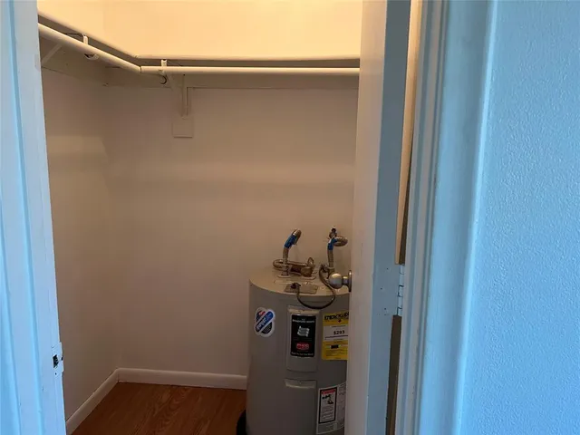 $1,400 | 5168 Northeast 6th Avenue, Unit 429, Fort Lauderdale, FL 33334