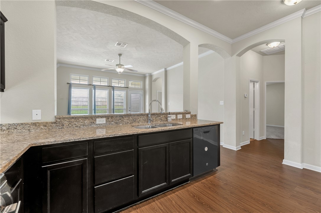 2073 Positano Loop Bryan, TX 77808 - Photo 5 of 24