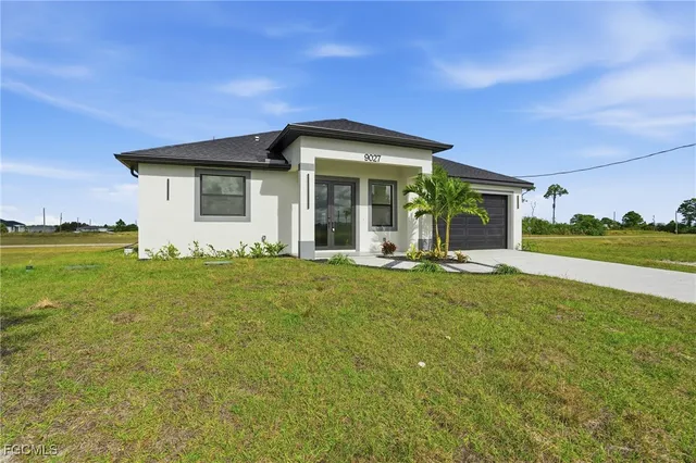 $349,000 | 9027 Bamboo Circle, LaBelle, FL 33935