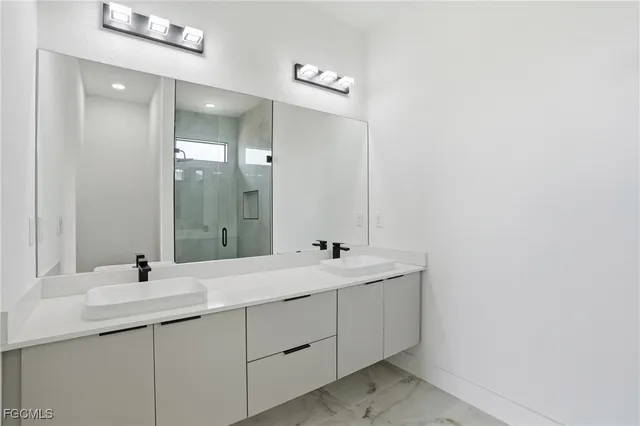 $349,000 | 9027 Bamboo Circle, LaBelle, FL 33935