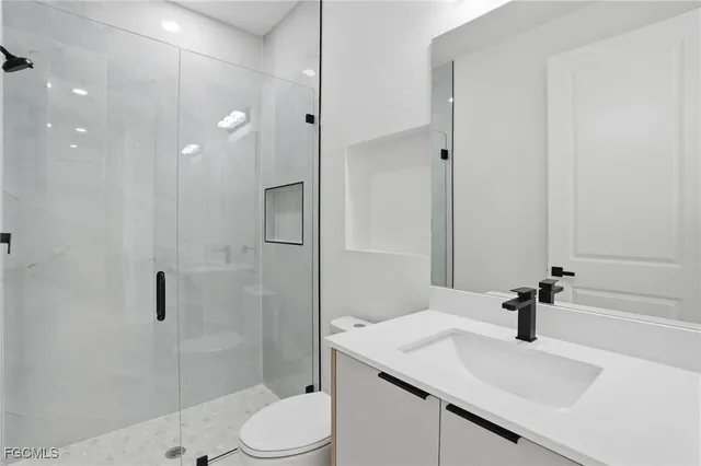 $349,000 | 9027 Bamboo Circle, LaBelle, FL 33935