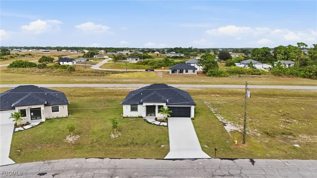 $349,000 | 9027 Bamboo Circle, LaBelle, FL 33935