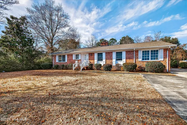 $239,500 | 1007 Henderson Drive, Jacksonville, NC 28540