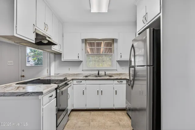 $239,500 | 1007 Henderson Drive, Jacksonville, NC 28540