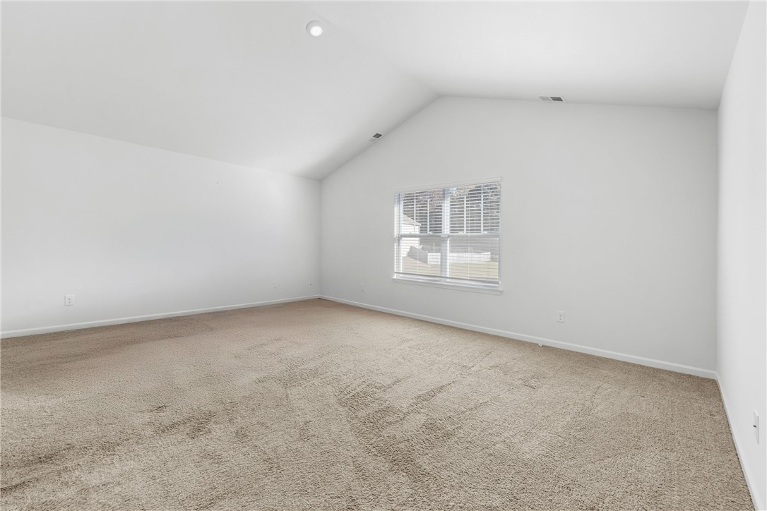 21 Karkinnen Court Pendleton, SC 29670 - Photo 15 of 28 Primary Bedroom