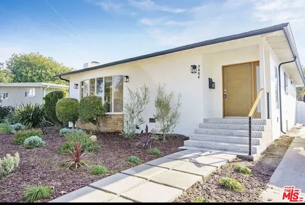 $6,750 | 7406 West 82nd Street, Los Angeles, CA 90045