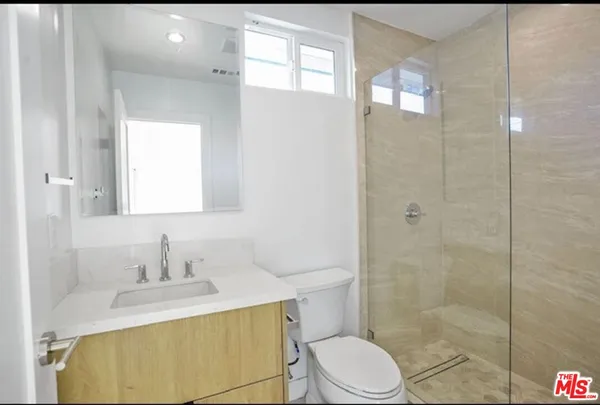 $6,750 | 7406 West 82nd Street, Los Angeles, CA 90045