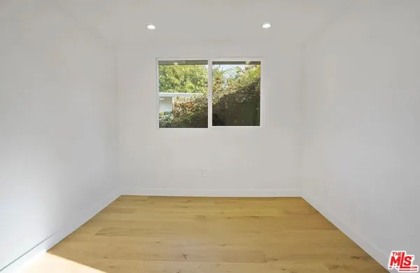 $6,750 | 7406 West 82nd Street, Los Angeles, CA 90045