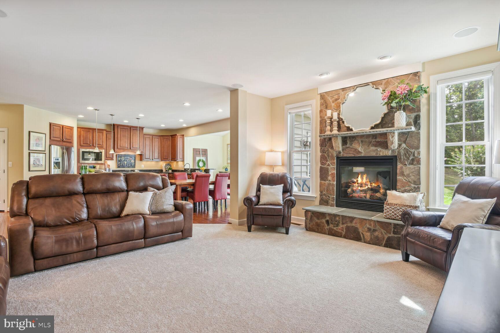 40614 Banshee Drive Leesburg, VA 20175 - Photo 14 of 33 Family room