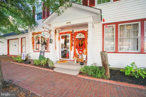 $3,600 | 1555 Rivertown Place, Occoquan, VA 22125